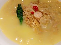 -皇宫大酒店