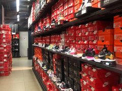 -五环Outlets(高新工厂店)