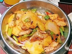 -川人百味·水煮活鱼(赛罕万达店)