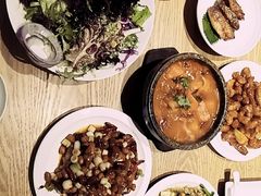-峨嵋小镇·川菜(勒泰中心店)