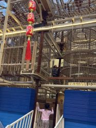 -PIPIKINGDOM皮皮王国欢乐号(欢乐海岸购物中心店)