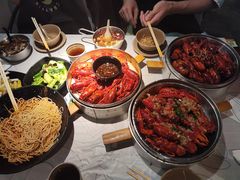 -巴厘龙虾·榜首油焖大虾(音乐学院·沿江酒馆店)