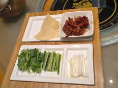 -娜仁图雅蒙古美食村(33小镇店)