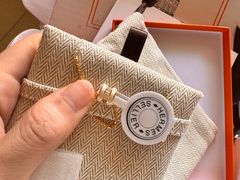 -爱马仕 HERMES(王府井步行街店)