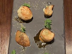 -恰餐厅及酒吧 CHAR Bar & Grill (北京丽都皇冠假日店)