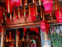 -老滇山寨•云南特色菜•地方菜•民族风情歌舞表演(金碧店)