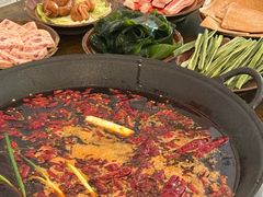 -黄潇洒老火锅(九眼桥宏济巷店)