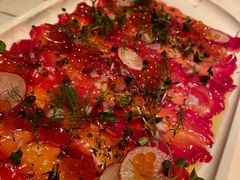 甜菜根腌制三文鱼-城市露台景观餐厅(淮海路店)
