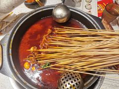 -钢管厂五区小郡肝串串香(蜀都万达店)