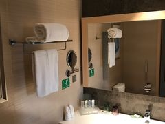 -苏州汇融广场假日酒店
