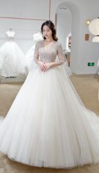-派丽莫Pellimo原创设计婚纱品牌