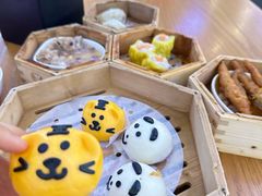 -美食小镇·观赏珍稀鸟类·长隆熊猫酒店