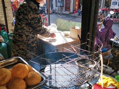 现炸油条-汪记鲜鱼糊汤粉(沈阳路总店)