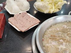 -老来福·非遗酸汤兔(凯旋路店)