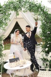 -太郎花子婚纱摄影艺术中心