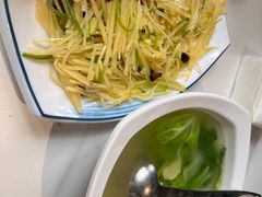 -盐枭肴·川味自贡菜(南强街店)