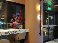 -奢月酒店(成都华西二院锦江院区三圣花乡地铁站店)