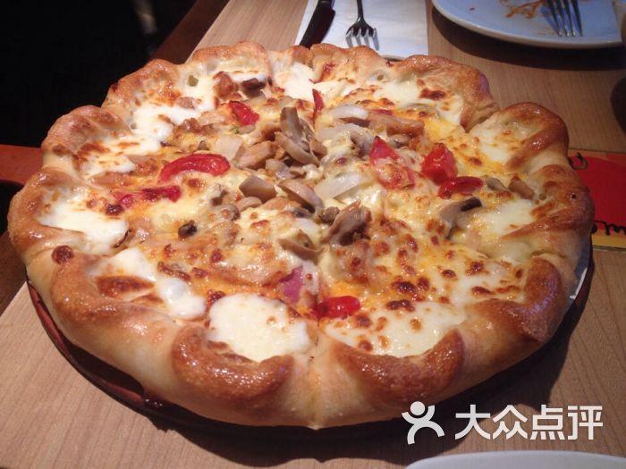 必胜客(纬陆时尚广场店)芝心披萨图片 - 第1798张