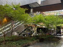 -瑞虹新天地月亮湾