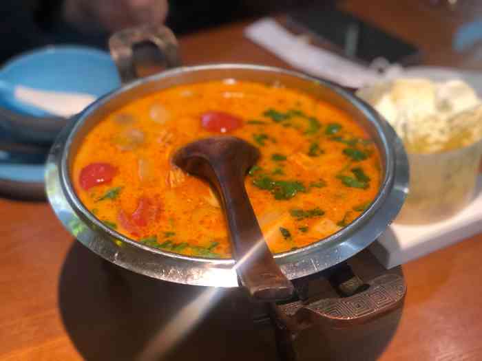 泰香叻(中央大街金安店)-"带妈妈来金安遛弯,来五楼找吃的,这家位置.