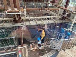 -PIPIKINGDOM皮皮王国欢乐号(欢乐海岸购物中心店)