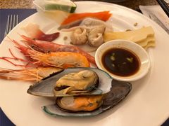 -怡咖啡海鲜自助餐厅(浦东香格里拉店)