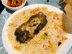 羊城抓饭-巴扎美食·新疆菜·西域歌舞表演餐厅(新疆大厦店)