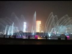 -东港音乐喷泉广场