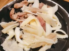 -小志家.鲜牦牛肉牛杂火锅野生菌汤锅