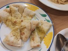 蒜香饼-萨莉亚意式餐厅(新洲家乐福店)