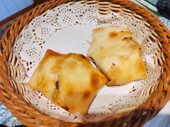 馕坑烤包子-巴扎美食·新疆菜·西域歌舞表演餐厅(新疆大厦店)