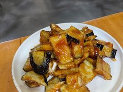 脆皮烧汁茄子-虹海圣肉饼店家常菜馆