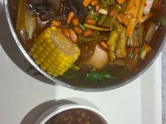 -红鼻子桂林米粉(金唐新光界店)