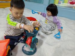 -多奇妙乐园·淘气堡·电玩·抓娃娃(海口吾悦店)