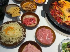 -卤校长老火锅(杨家坪直营店)