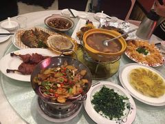 -鑫皇朝酒店(建设一路店)