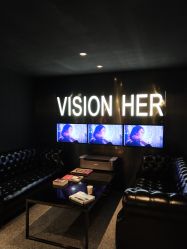-VISION HER·薇森鹤专业孕婴亲子摄影工作室
