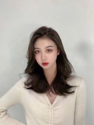 -首脑美发沙龙