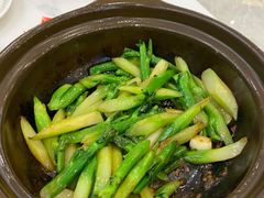蒜蓉炒芥蓝-香港新曜记·粤菜点心(滨江宝龙店)