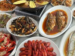 -丹水桥地锅鱼·翘嘴鲌·地方特色全鱼宴(丹江口大坝店)