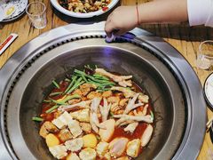 -山河屯铁锅炖(哈西站店)