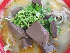 -春雨羊汤店(广开四马路总店)