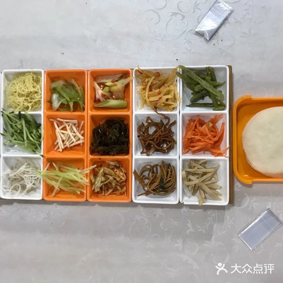 丝念酸汤死娃娃(欢乐橙购物中心店)