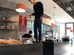 -Dough&Joe团憩(瑞虹天地月亮湾店)