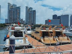 -三亚游船旅游中心(三亚鹿回头游艇游船公共码头店)