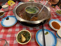 -金鼎雪山牦牛杂火锅(理县总店)