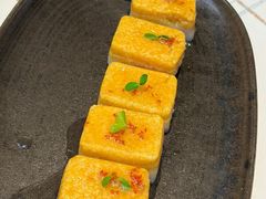 -阿瓦山寨·湘菜现炒·剁椒鱼头王(咸阳总店)