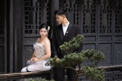 -雪中彩影婚纱摄影·微光艺术中心