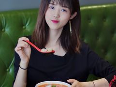 -何记花甲(海岸城旗舰店)