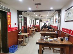 大堂-老白家面馆(测绘东路总店)